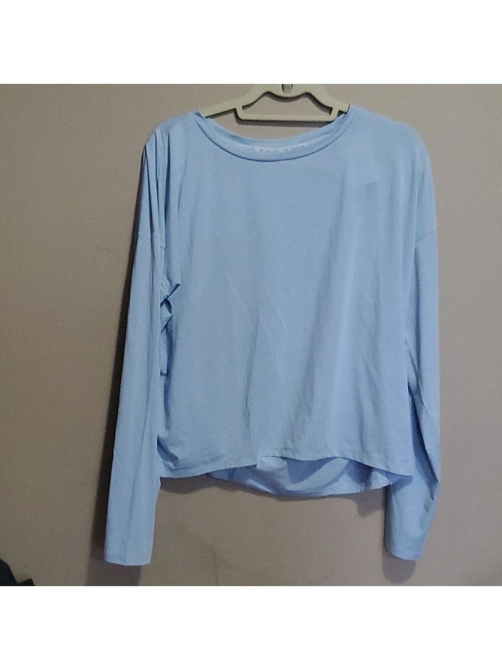 Athletic works top size xl